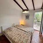 Mesange600m A Pied De Santagiulia Jacuzzi Porto-Vecchio (Corsica)